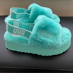 UGG Women’s Disco Slide Slipper